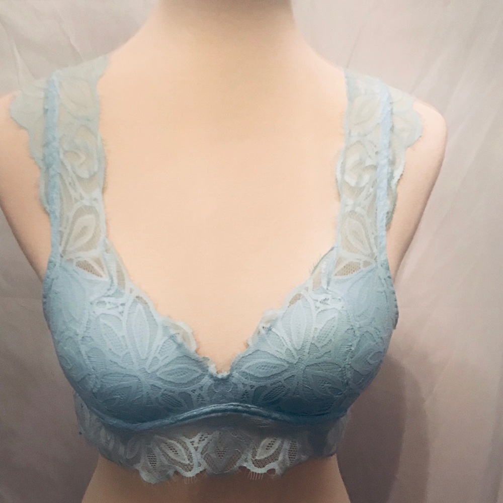 Pink Victoria Secret bralette and matching cheekie